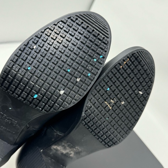 Shoes for Crews Delilah Size Women 6 Black Ankle Boots Heel Bootie non-slip - Picture 10 of 11